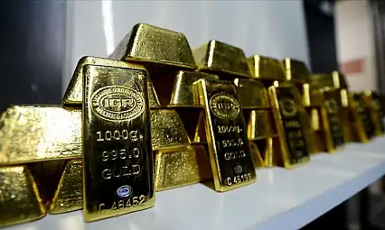 Küresel kriz endişesi altını rekor üstüne rekor kırdırdı