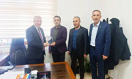 Muş Ovası Muhtarlar Derneği'nden Açık Kapı Müdürlüğü'ne Ziyaret