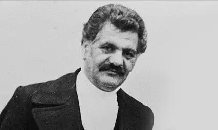 Sinemanın 'Kötü Adamı' Erol Taş'ın memleketi tartışmasına kızı noktayı koydu: 'Babam Ağrı Patnoslu'