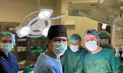 Tatvan'da kapalı omurga cerrahisiyle büyük başarı