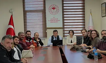 Van'da Hayvan Hastalıklarıyla Mücadele ve Hayvan Hareketleri Değerlendirme Toplantısı Yapıldı