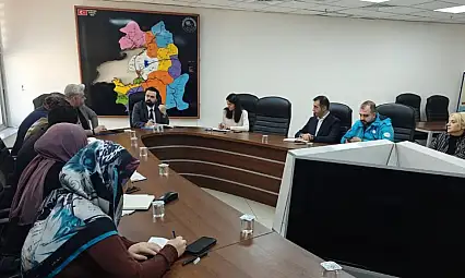 Van İl Sağlık Müdürlüğü'nde Haftalık Değerlendirme Toplantısı Yapıldı