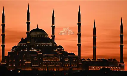 Yarın Miraç Kandili: İslam Dünyasında Önemli Bir Gece