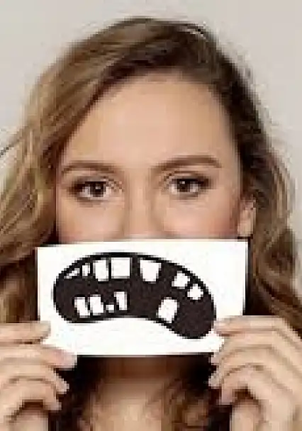 Tek bir diş eksikliği vücudu nasıl etkiliyor?