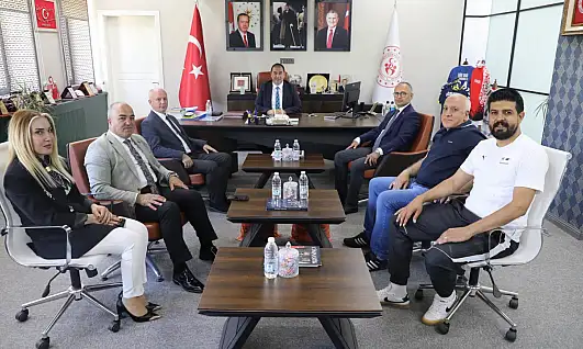 Ağrı'da badminton kampı masaya yatırıldı