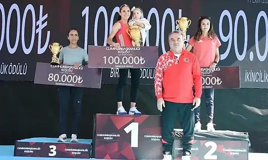 Ağrılı Fatma Demir Ankara'da zirveye koştu!