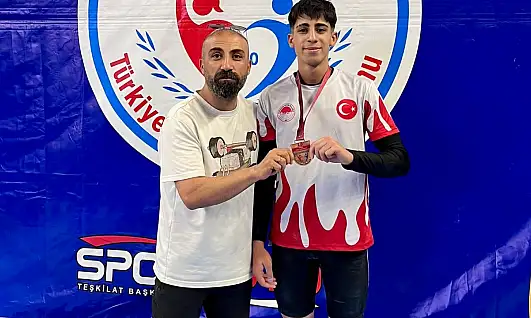 Ağrılı sporcu Bedirhan Aktaş Türkiye üçüncüsü oldu
