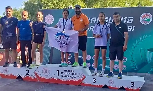 Ağrılı sporculardan Türkiye Şampiyonası'nda çifte madalya
