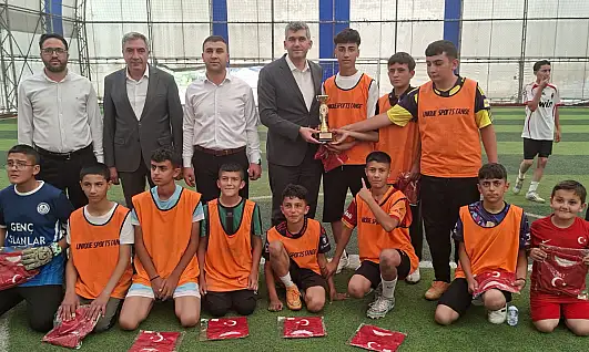 Diyadin'de Yaz Kur'an Kursları Futbol Turnuvası sona erdi