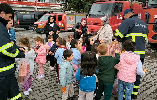 İtfaiye Haftası'nda Miniklerden Anlamlı Ziyaret