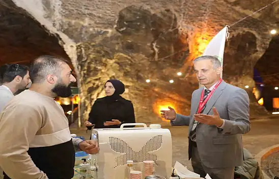 Iğdır Tuz Mağarası'nda 'Ağrı Dağı Solunum Zirvesi-2' Gerçekleştirildi