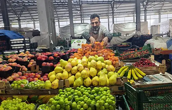 25 yıldır bayram demeden çalışıyor! Tezgâhını bir gün bile kapatmadı