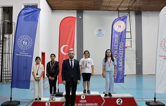 29 Ekim Cumhuriyet Bayramı Badminton Turnuvası Sona Erdi