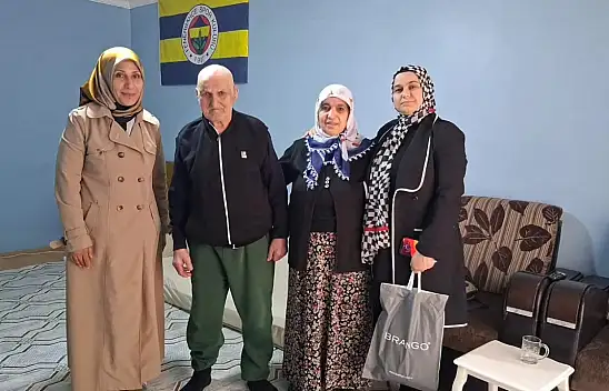 Ağrı Aile ve Sosyal Hizmetler İl Müdürlüğü'nden şehit babalarına anlamlı ziyaret