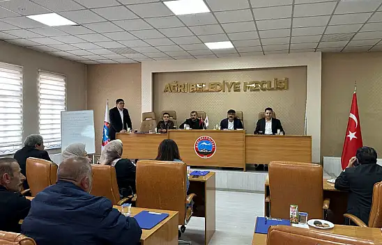 Ağrı Belediyesi Mayıs ayı meclis toplantısını gerçekleştirdi