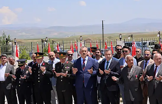 Ağrı'da 15 Temmuz şehitleri dualarla anıldı