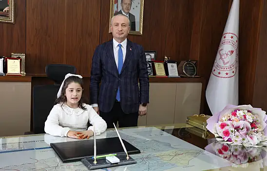 Ağrı'da 23 Nisan'da makam koltuğu öğrencilere devredildi