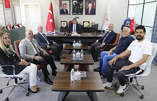 Ağrı'da badminton kampı masaya yatırıldı