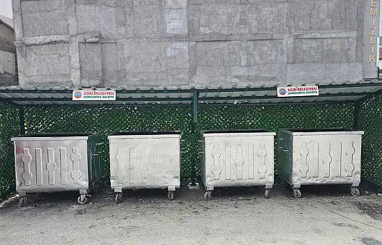 Ağrı'da çöp konteynerleri yenileniyor