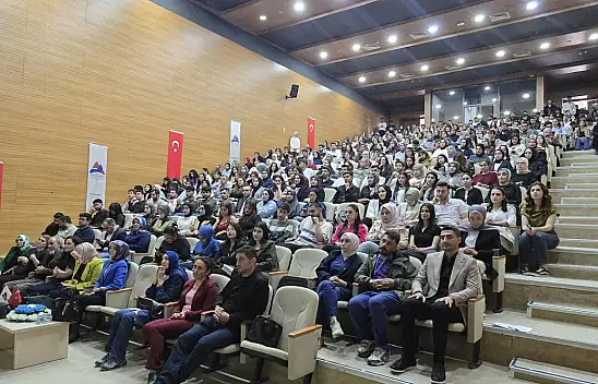 Ağrı'da Dünya Hemşireler Günü için program düzenlendi