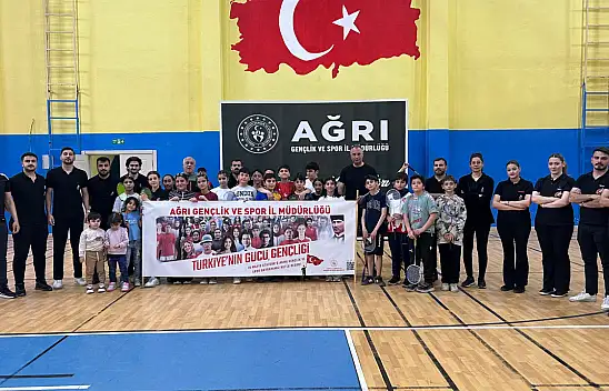 Ağrı'da Geleneksel Badminton Turnuvası tamamlandı