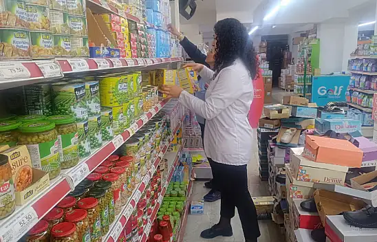 Ağrı'da gıda denetimleri sıklaştırıldı, ekipler raflardaki ürünleri inceliyor