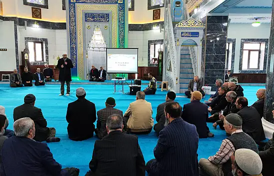 Ağrı'da hacı adaylarına kapsamlı eğitim ve manevi hazırlık vurgusu