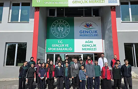 Ağrı'da lise öğrencileri Gençlik Merkezinde buluştu