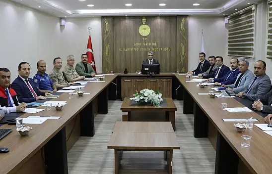 Ağrı'da mevsimlik tarım işçileri için koordinasyon toplantısı gerçekleştirildi