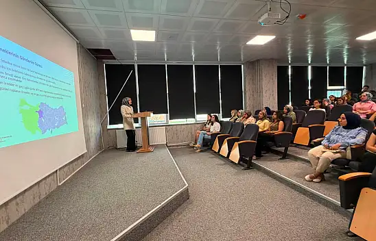 Ağrı'da sağlık personeline yenidoğan tarama programı eğitimi verildi