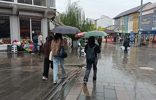 Ağrı'da sonbahar yağmuru etkisini sürdürüyor