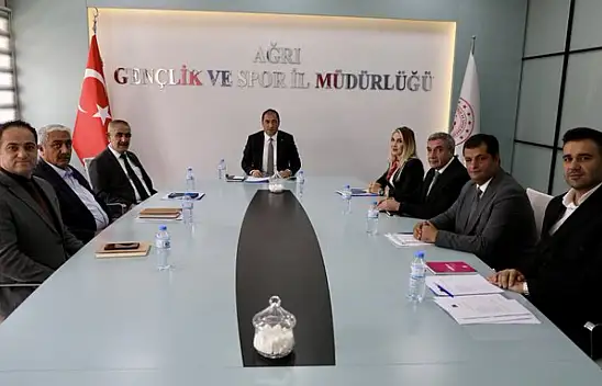 Ağrı'da spor yatırımları ve yeni projeler masaya yatırıldı