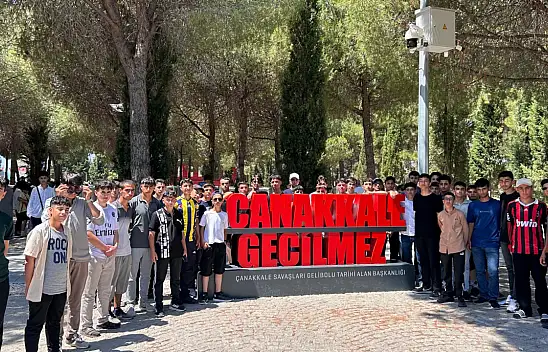 Ağrı'da tarihi yolculuğun ilk kafilesi döndü: 320 öğrenci unutulmaz anılarla kente ulaştı