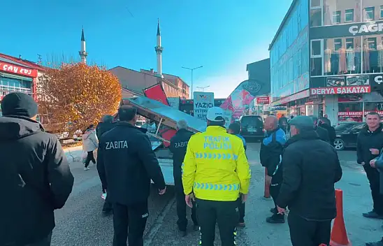 Ağrı'da trafik düzeni için polis sahada: Eski Van Caddesi'nde önemli düzenleme