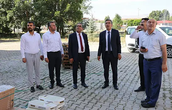 Ağrı'da yeni eğitim yılı hazırlıkları: Çakan Taşlıçay'daki okulları tek tek inceledi