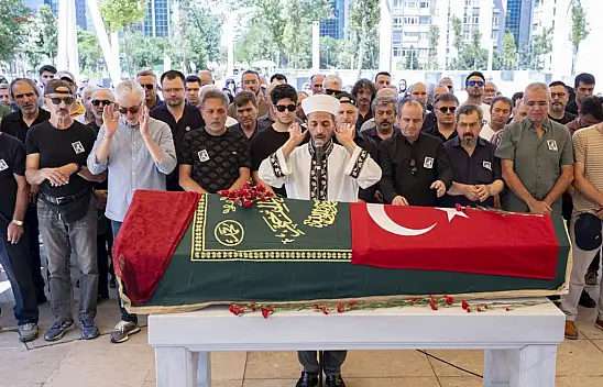 Ağrı Dağı'nda yaşamını yitiren dağcı son yolculuğuna uğurlandı