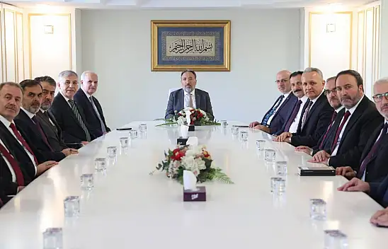 Ağrı İl Müftüsü İlhan, Diyanet İşleri Başkanı Arpaguş ile bir araya geldi