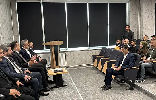 Ağrı İl Sağlık Müdürü Dr. Mehmet Acu teknik personelle buluştu