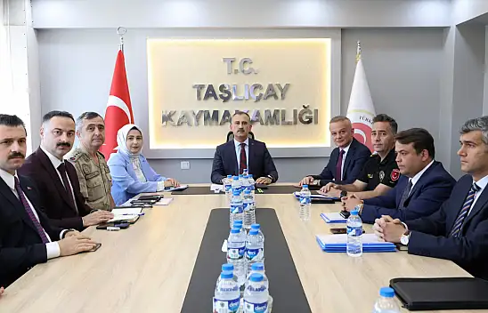 Ağrı'nın güvenlik ve asayiş başlıkları Taşlıçay'da masaya yatırıldı