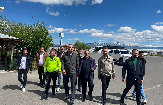 Ağrı Valisi Önder Bozkurt'tan bayram dönüşü otogarda trafik güvenliği denetimi