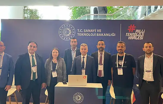 AİÇÜ Bilişim Teknolojileri Fuarı'nda dijital dönüşüm vizyonunu tanıttı