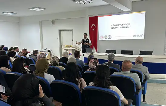 AİÇÜ öğrencilerine siber güvenlik eğitimi verildi