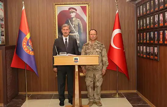 AİÇÜ Rektörü Gülçin'den İl Jandarma Komutanı Aygün'e ziyaret