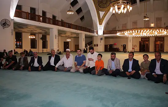 AK Parti'nin 25. kuruluş yıl dönümünde Ağrı'da Mevlid-i Şerif programı