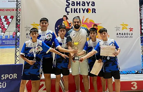 ANALİG badmintonda Ağrı rüzgarı esti!
