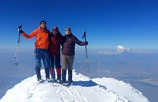 Avrupalı dağcılar Ağrı Dağı'na akın ediyor