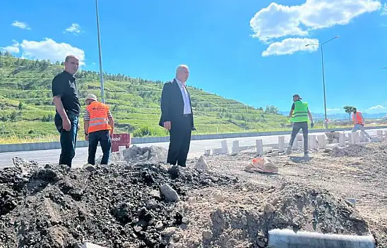 Başkan Ramazan Yakut, Eleşkirt Çevreyolu'ndaki çalışmaları yerinde inceledi