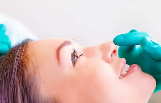Burun estetiğinde en doğru teknik nasıl belirleniyor?