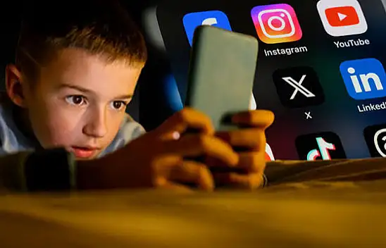 Çocukların sosyal medya kullanımında yaş sınırı tek başına yeterli değil