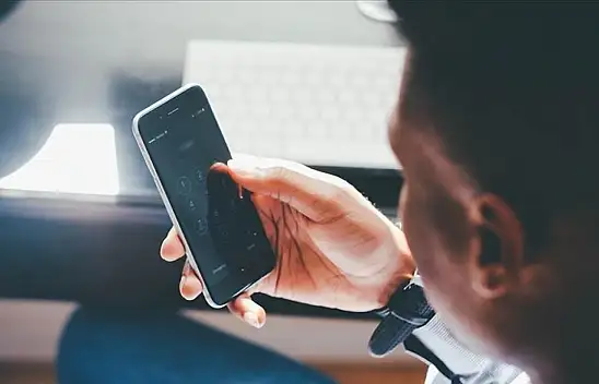 Dijital dünya beyni nasıl bağımlı hale getiriyor?